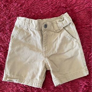 Calvin Klein baby boy shorts in Beige-Size 12months